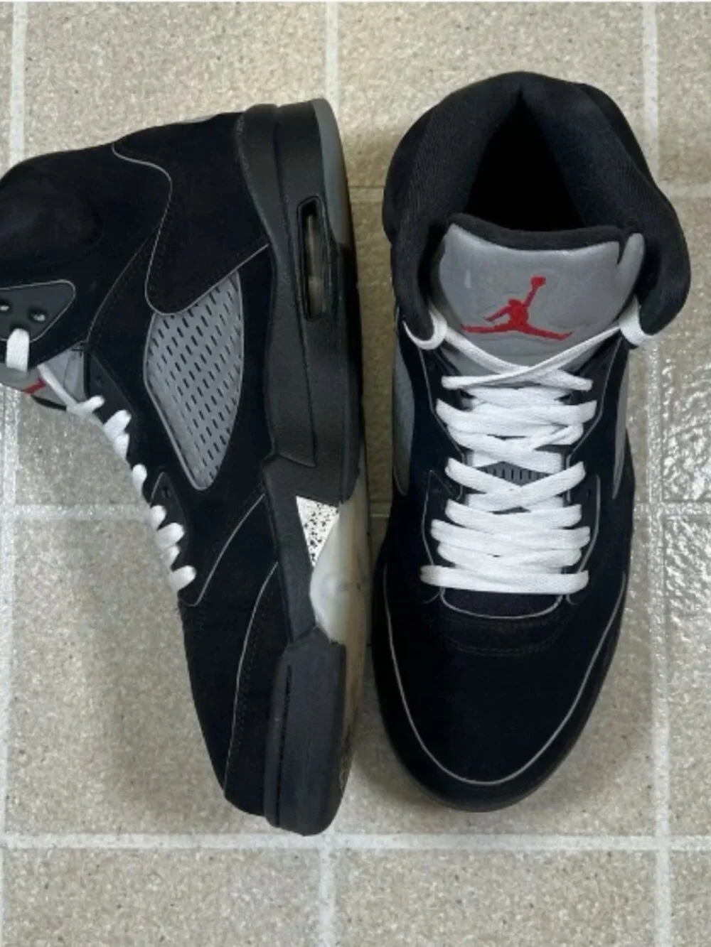 Jordan 5 Black Metallic Reimagined